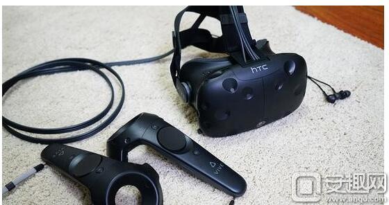 HTC Vive成目前最容易买到的高端虚拟现实头盔
